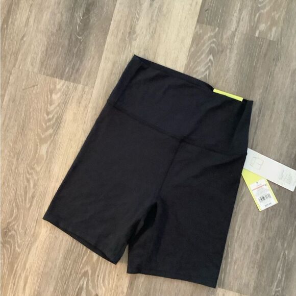 New All in Motion Black athletic Shorts sz Small - Picture 1 of 3